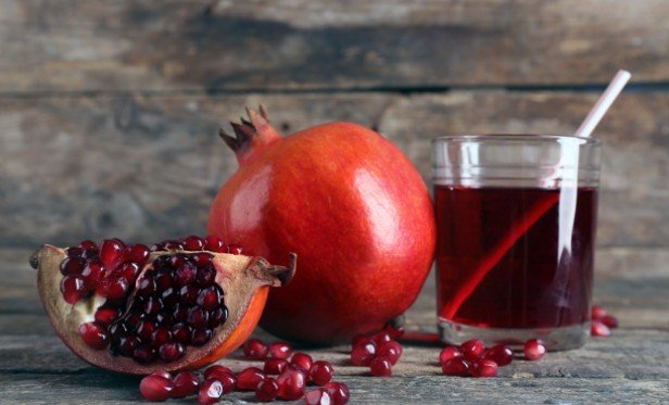Grenadine vs Cranberry Juice - The Red Mixer Showdown