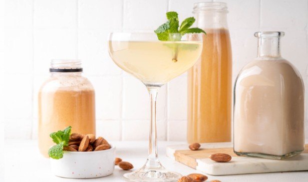 Orgeat vs Amaretto - Which Almond Flavor Belongs in Your Drink
